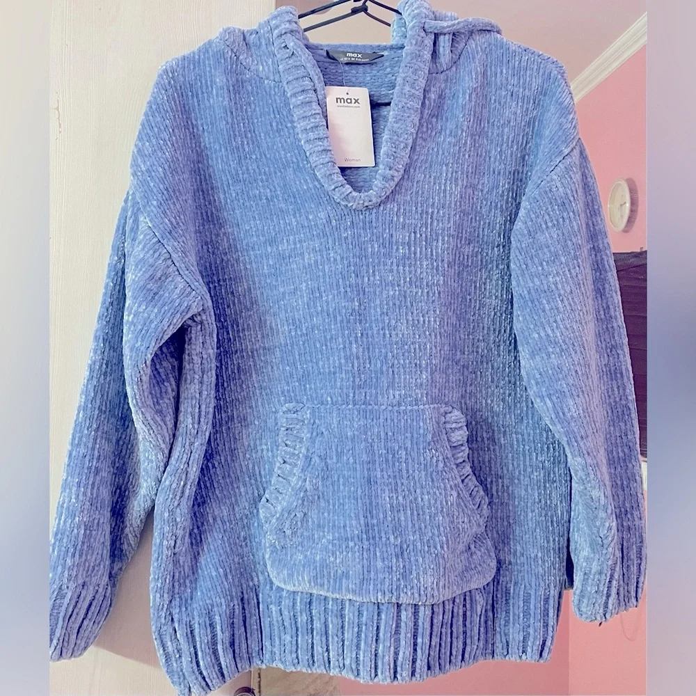 Very Soft warm hoodie in Size UK 12 by Max. Sky blue colour with front pockets - Picture 1 of 6
